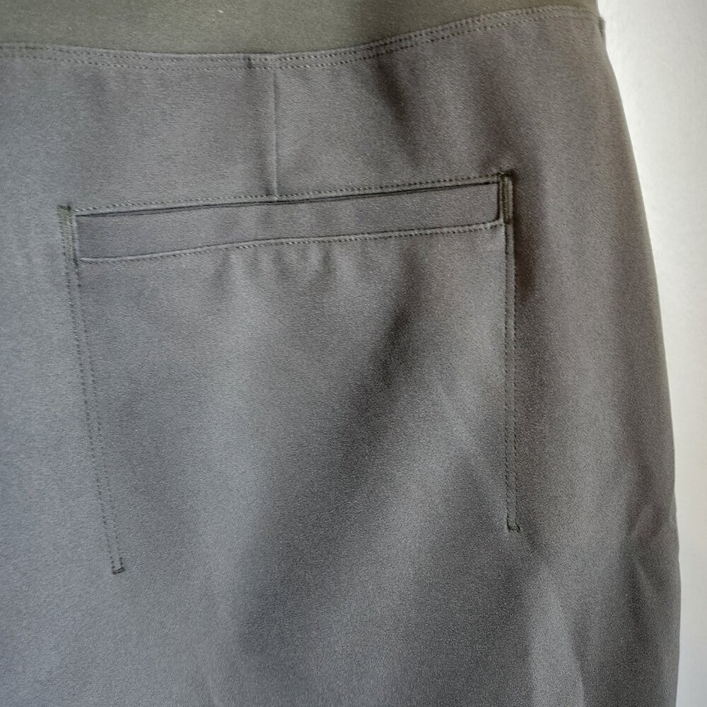 Athleta Pants Green 14 Women's Endless High Rise Pant Crop Commute Pockets - Picture 10 of 11